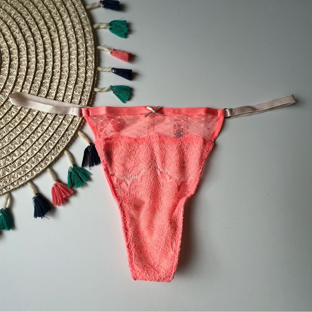 Victoria's Secret Dream Angels Lace V-String Panty Neon Nectar Large NEW